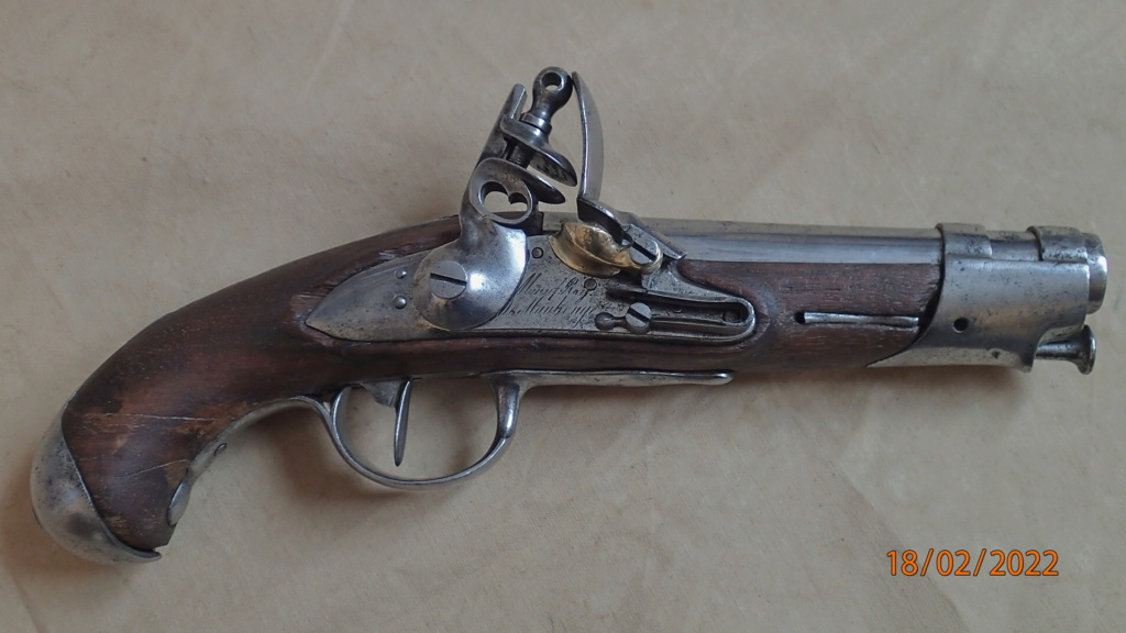 Restauration de deux pistolets à silex français Q2180713