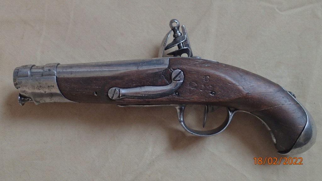 Restauration de deux pistolets à silex français Q2180714