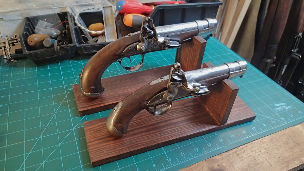 Restauration de deux pistolets à silex français Rp501010