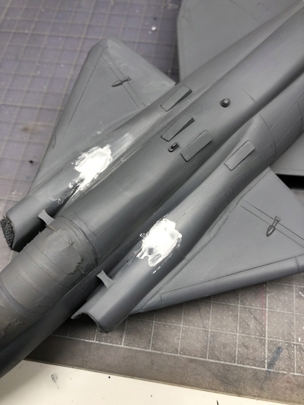 SAAB AJ-37 Viggen, ESCI 1/48 - Sida 3 Img_0273