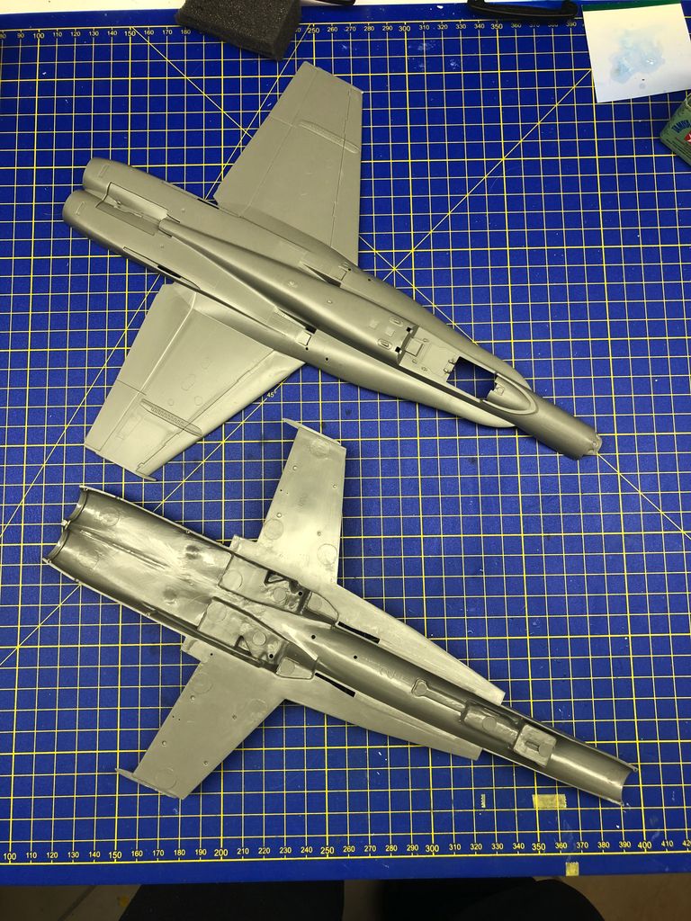 F-18C Hornet, Revell 1/48 Img_1293