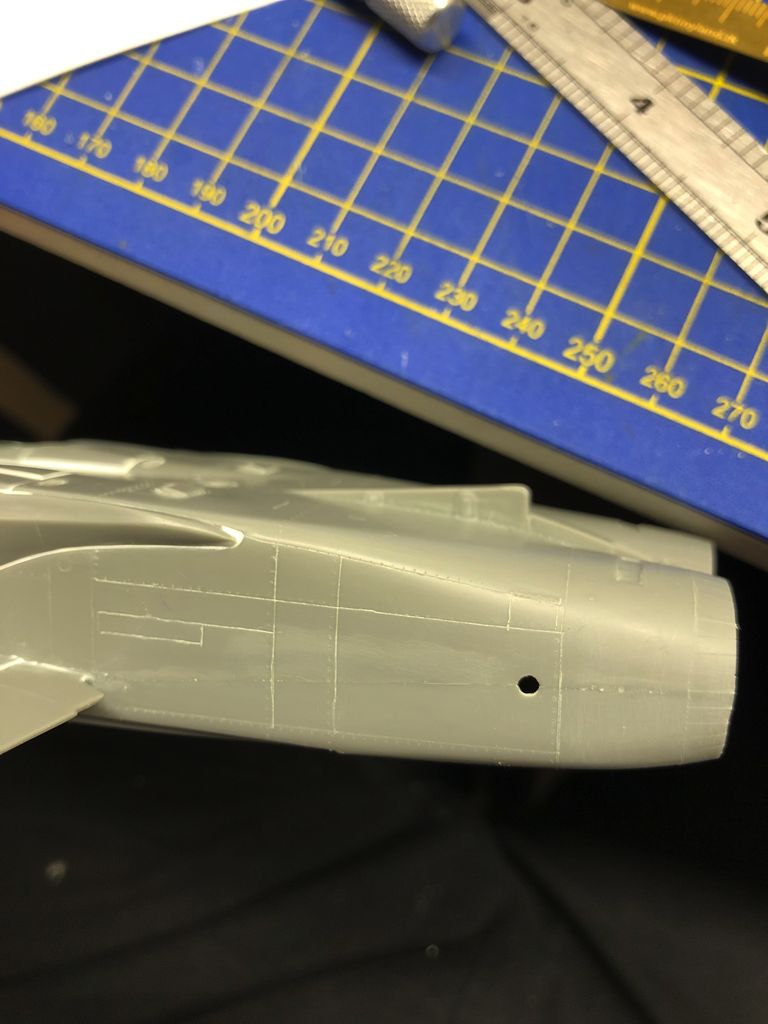 F-18C Hornet, Revell 1/48 - Sida 2 Img_1390