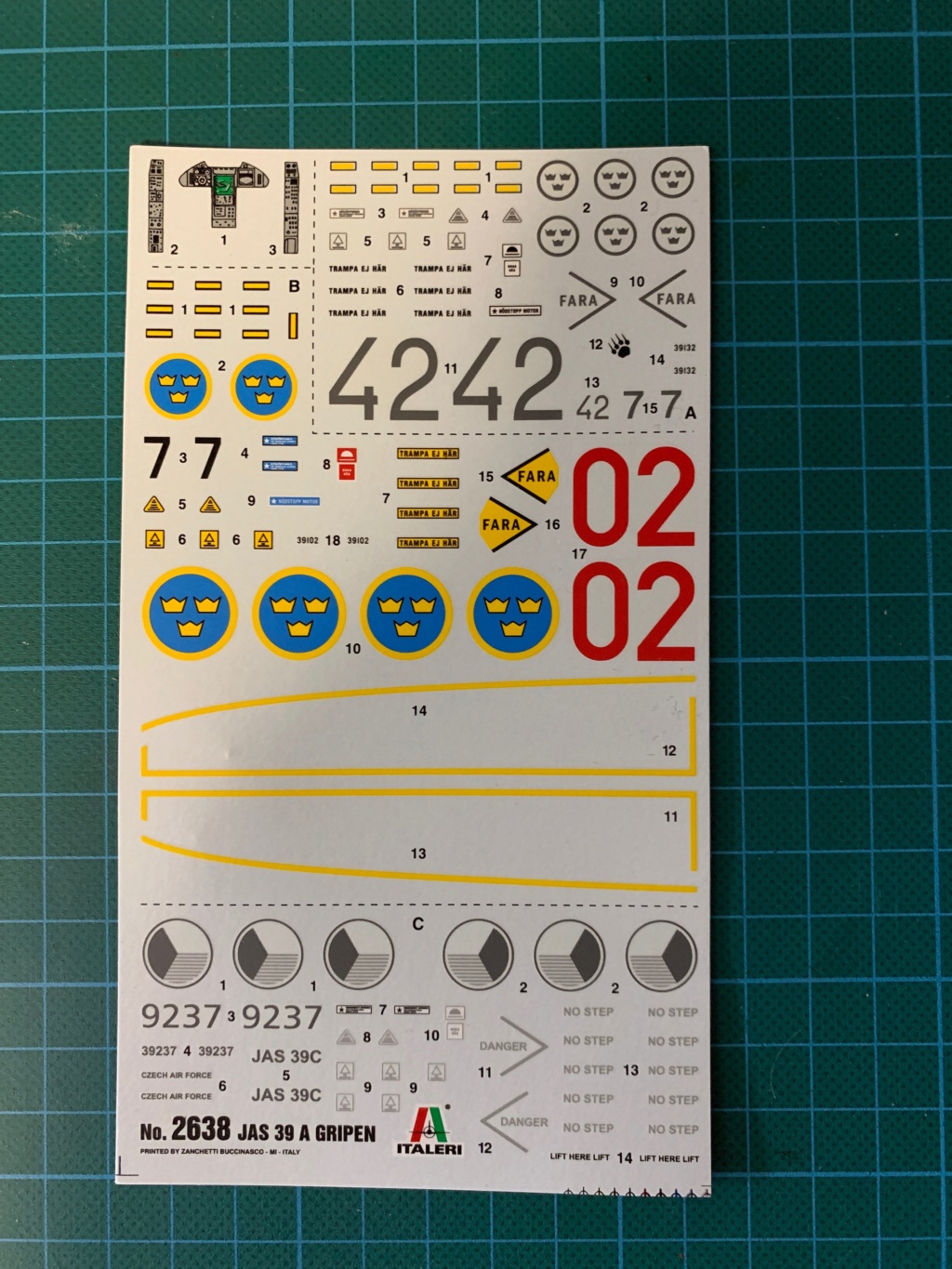JAS 39C Gripen, Italeri 1/48 Img_1907