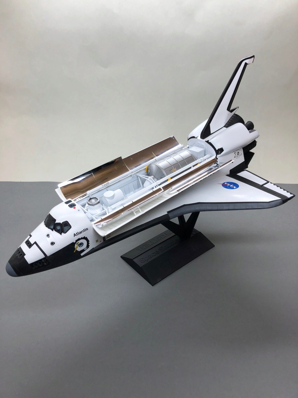 Space shuttle Atlantis, Tamiya 1/100 Img_2260