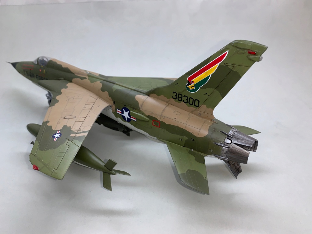 F-105D Thunderchief 1/48, Revell Img_2523