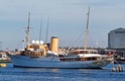 Schiffe im Hafen von Malmö und Kopenhagen. 20230975