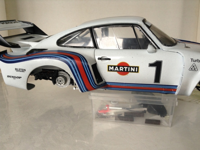 [TAMIYA] PORSCHE 935 1/12ème  Réf 12038 - Page 3 Img_3246