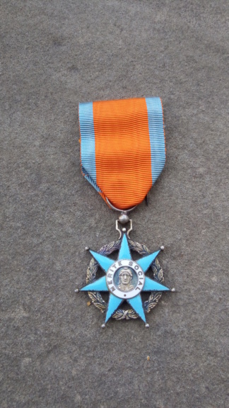 France - Médaille 3 - Ordre du Mérite Social P_202102