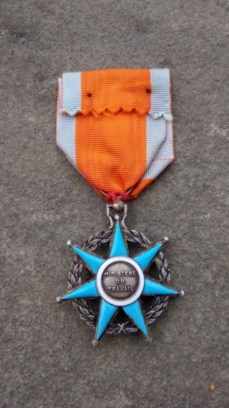 France - Médaille 4 - Ordre du Mérite Social P_202106