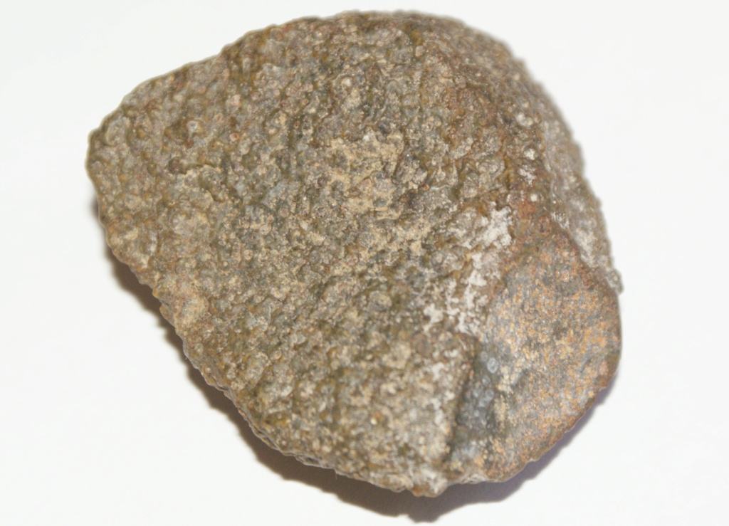 un caillou aux forme étrange...météorite ??? One10