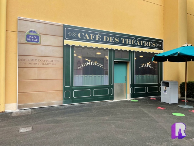 Décor "Café des Théâtres" [Production Courtyard - 2021] E5nhum10