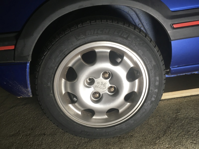 Roue arrière gauche mal centrée A730f310