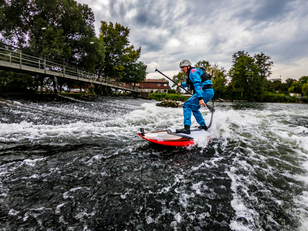 Choisir un sup pour surfer vague de rivière et eau vive Export10