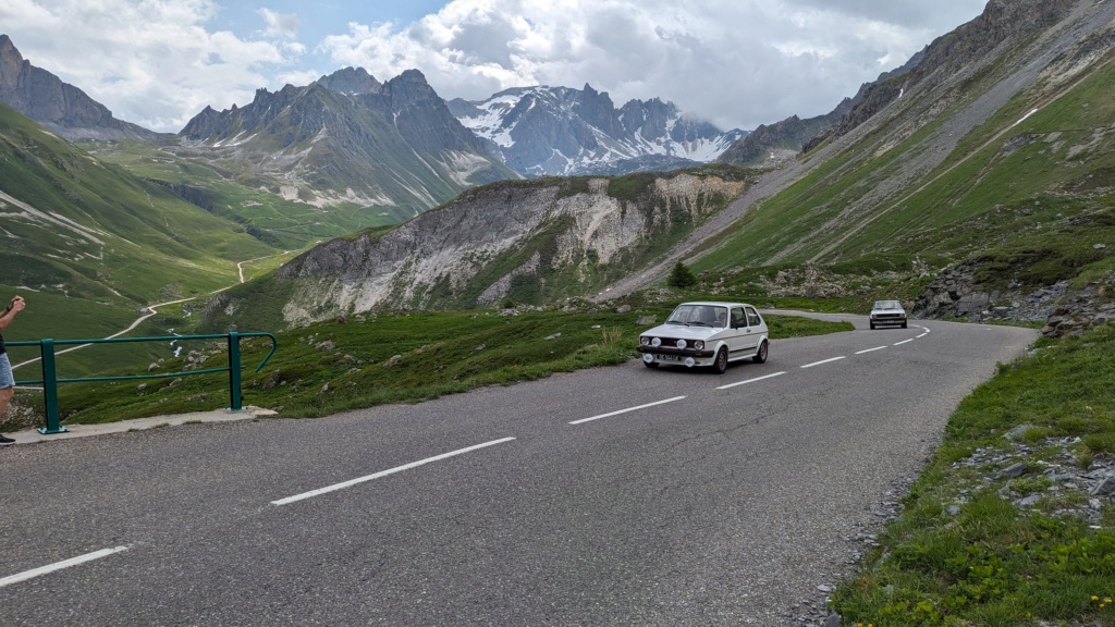 Route des Grandes Alpes :  17, 18 juin et plus ! - Page 6 Pxl_2063