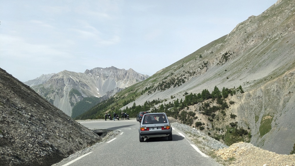 Route des Grandes Alpes :  17, 18 juin et plus ! - Page 7 Pxl_2091