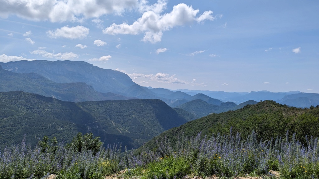 Route des Grandes Alpes :  17, 18 juin et plus ! - Page 7 Pxl_2214