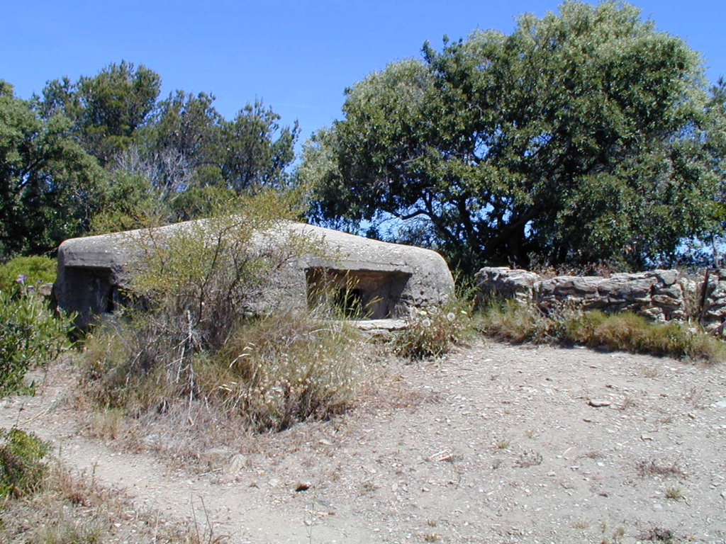 Giens: blockhaus italiens (Hyères, 83) Tol04911