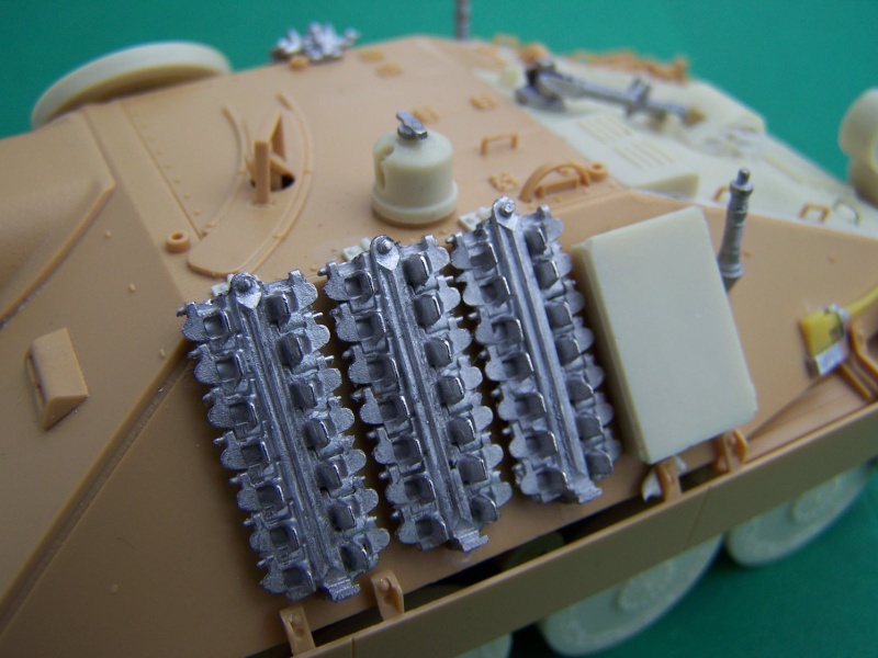 G-13 le Hetzer suisse (peinture en cours) Hetzer16