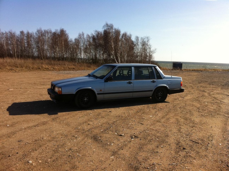 B: Min Volvo 740 GLT 111vol10