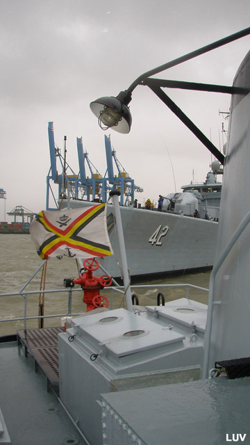 Zeebrugge naval base : news - Page 14 24_10_11