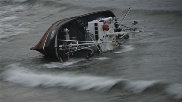 Accidents et tempêtes en mer : les news - Page 4 610x21