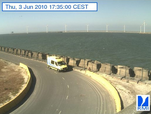 Photos en direct du port de Zeebrugge (webcam) - Page 26 Zeebru73