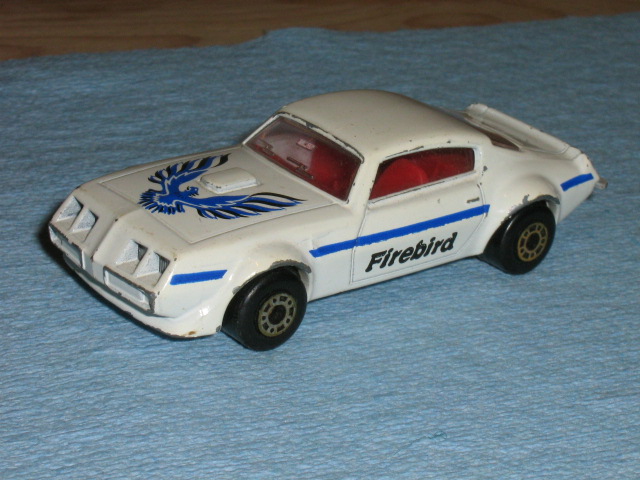 #16-f5 Pontiac Firebird Pictu170