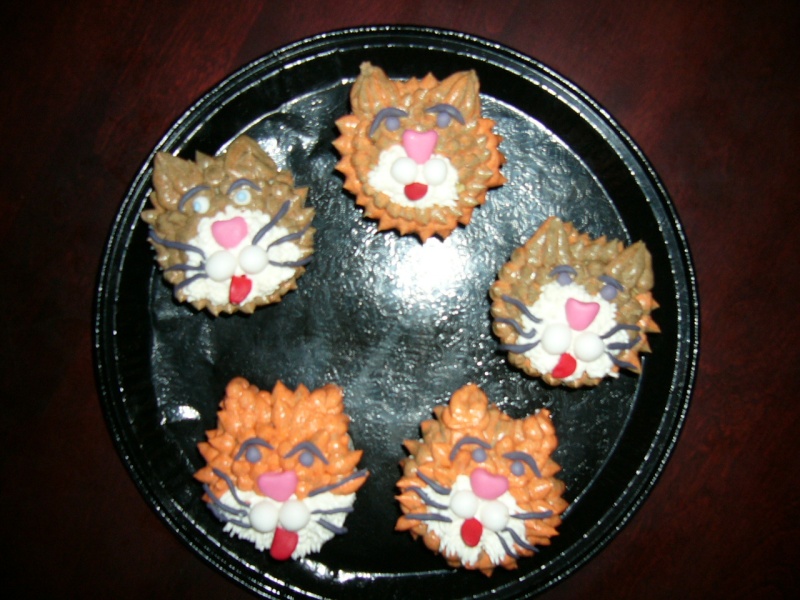 chat - Page 3 Gateau51