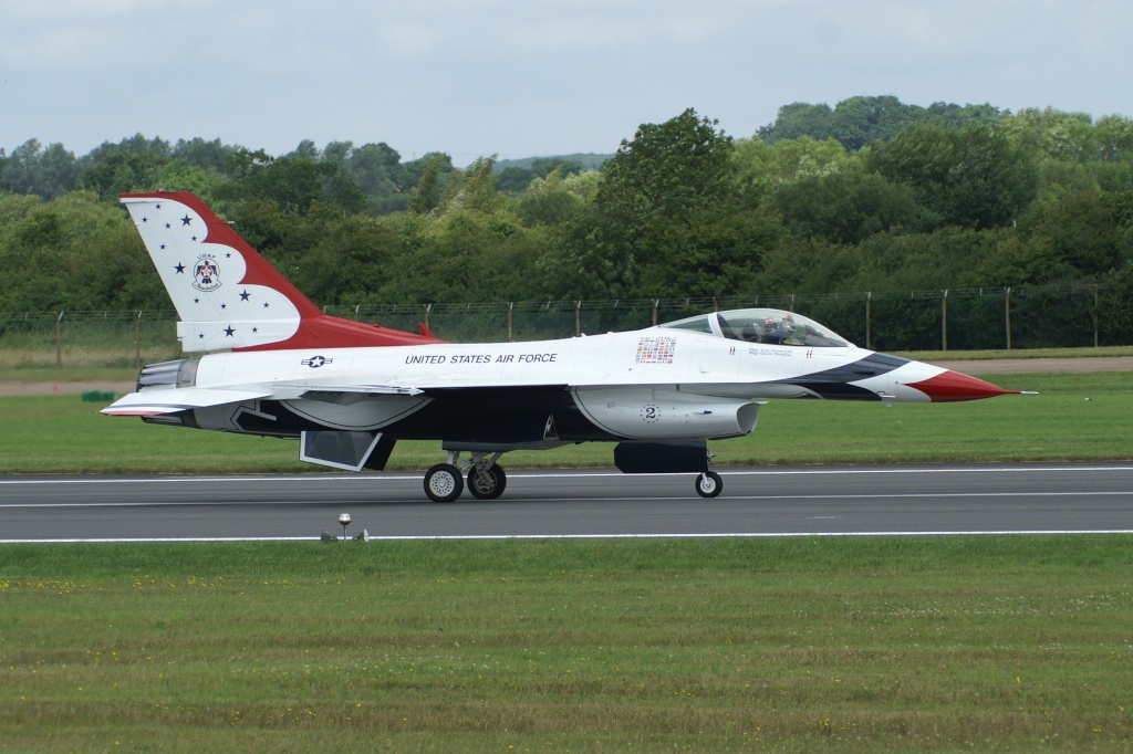 Thunderbirds - Page 2 Riat3_12