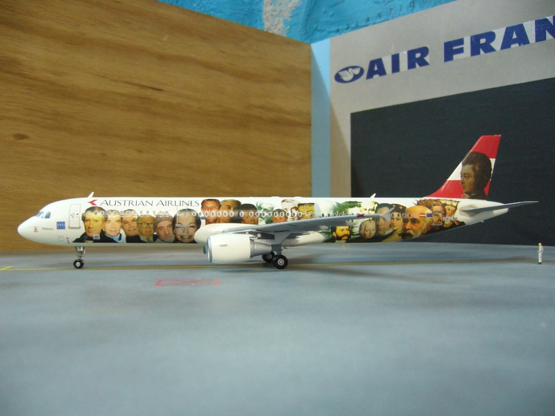 A321-111 AUSTRIAN AIRLINES REVELL 1/144 pn7 A321-111