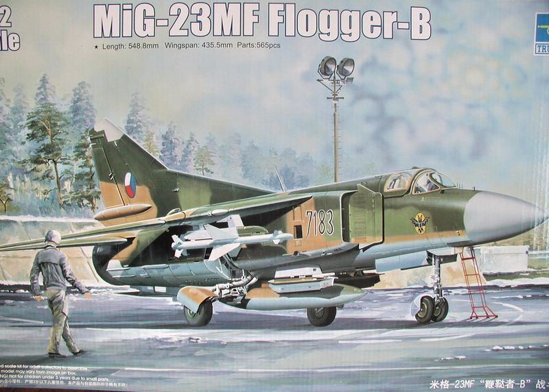 [Trumpeter] MiG-23MF Boite10