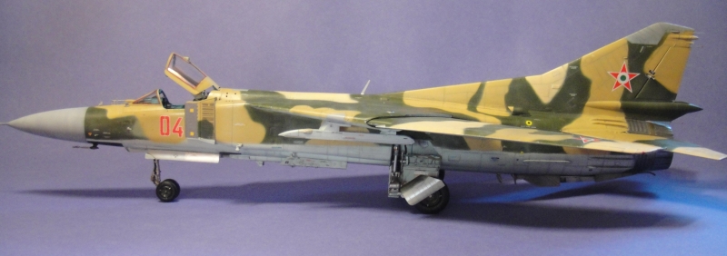 [Trumpeter] 1/32 - Mikoyan-Gourevitch Mig-23 MF Flogger Dsc02920