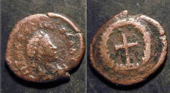 deux monnaies à identifier svp. A10