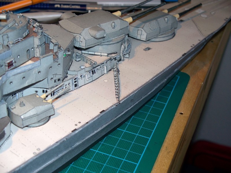 HMV Bismarck 1:250 Wasserlinienmodell - Seite 17 Bisma115
