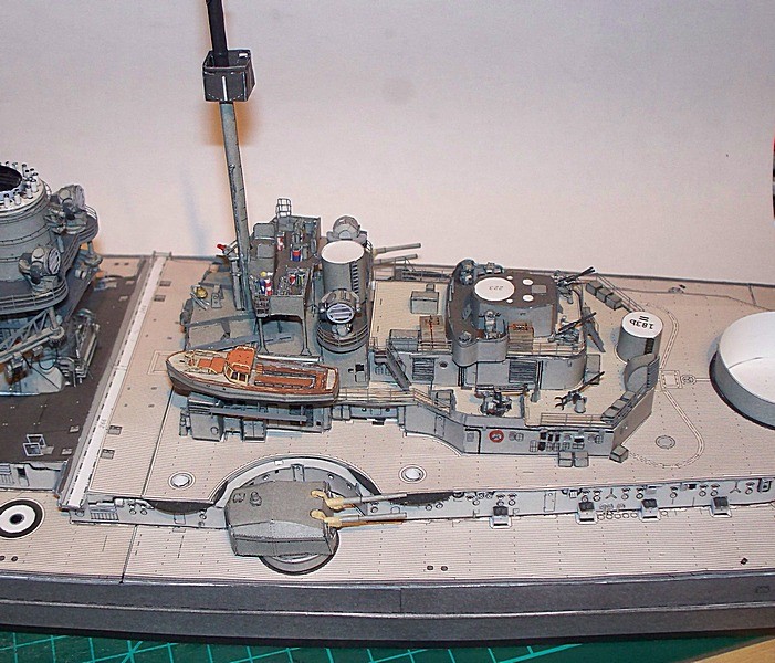 HMV Bismarck 1:250 Wasserlinienmodell - Seite 11 Bismar32