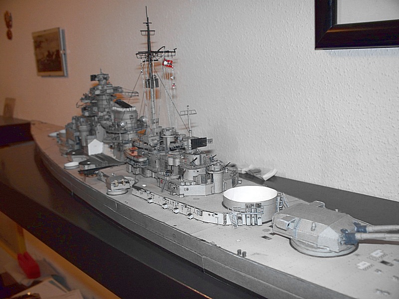 HMV Bismarck 1:250 Wasserlinienmodell - Seite 13 Bismar67