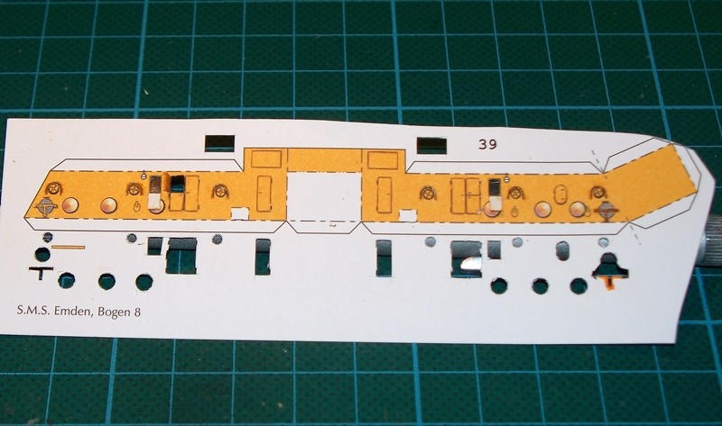 SMS Emden im Tropenanzug Kartonmodell HMV-Verlag 1:250 mit Lasercutteilen FERTIG - Seite 3 Emden_44