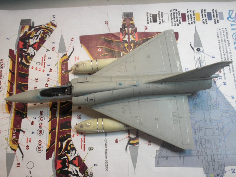 2000 - Mirage 2000 NTM 2005 Italeiri 1/72éme FINI - Page 2 2000_111