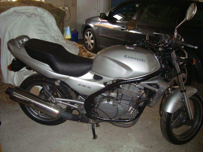 Kawasaki ER5 Dsc00510