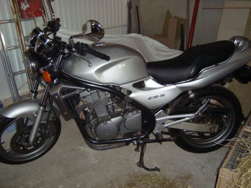 Kawasaki ER5 Dsc00513