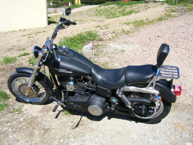 Knuck's streetbob.....! 13734410