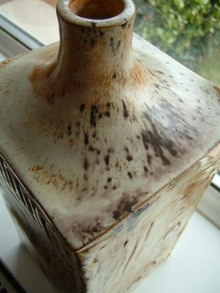 Landshipping Pottery 01212