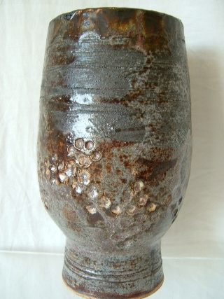 Textured vase 03410