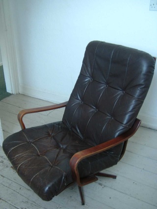 Leather Swivel ID required Chair110