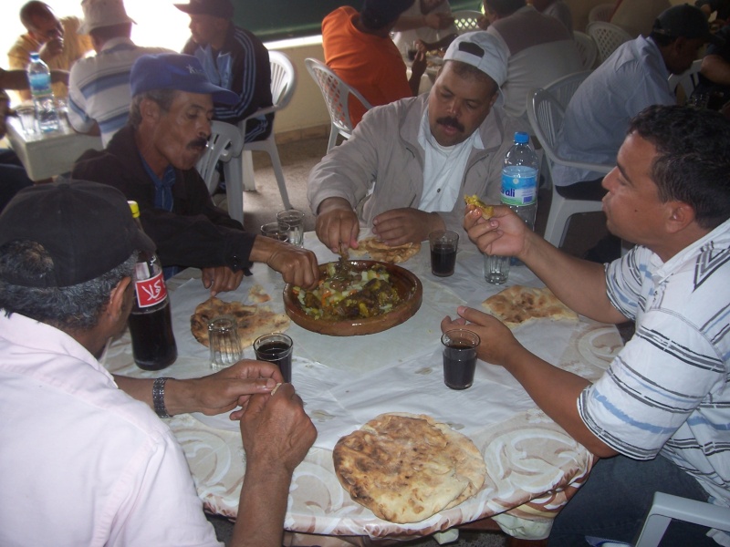 1 MAI A AGADIR (nidal wach men nidal) 100_3114