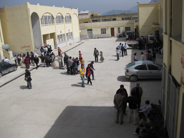 photos de la 8eme édition du festival de poesie Amazigh ACAF-ait smail-Bejaia - Page 2 Img_1311