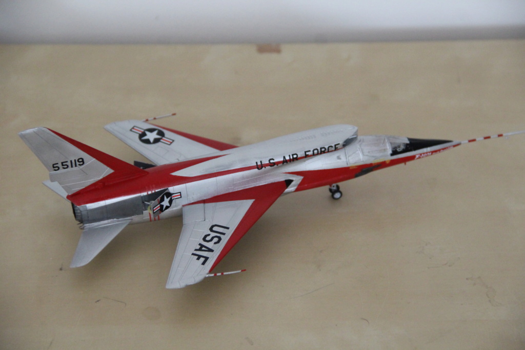 North American F-107A Ultra Sabre (1/72) - Page 2 Img_9150