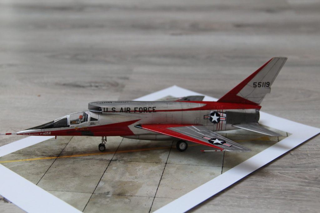 North American F-107A Ultra Sabre (1/72) - Page 3 Img_9157