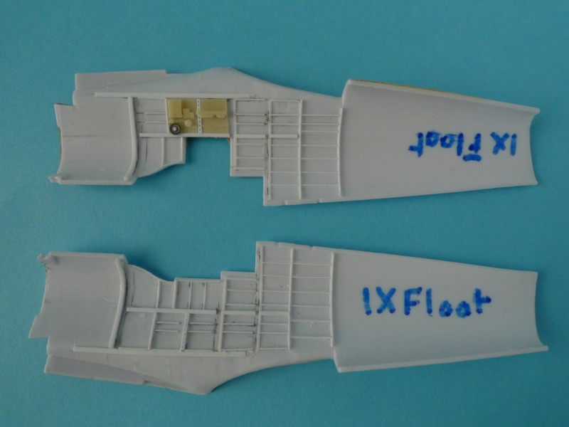 Spitfire IX floatplane [AMC MODELS] , Spitfire XVI [ICM] 1/48 4910