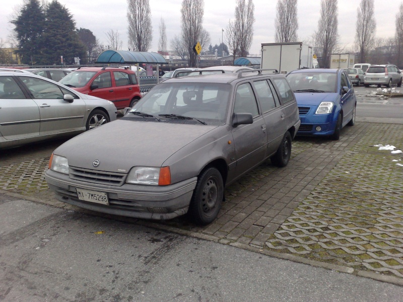 Galleria fotografica di Giacomo: kadett E 1300 GL SW 1989 04022012